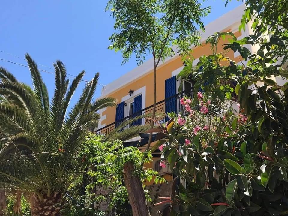 Plumeria Flowery Agios Kirykos Exterior foto